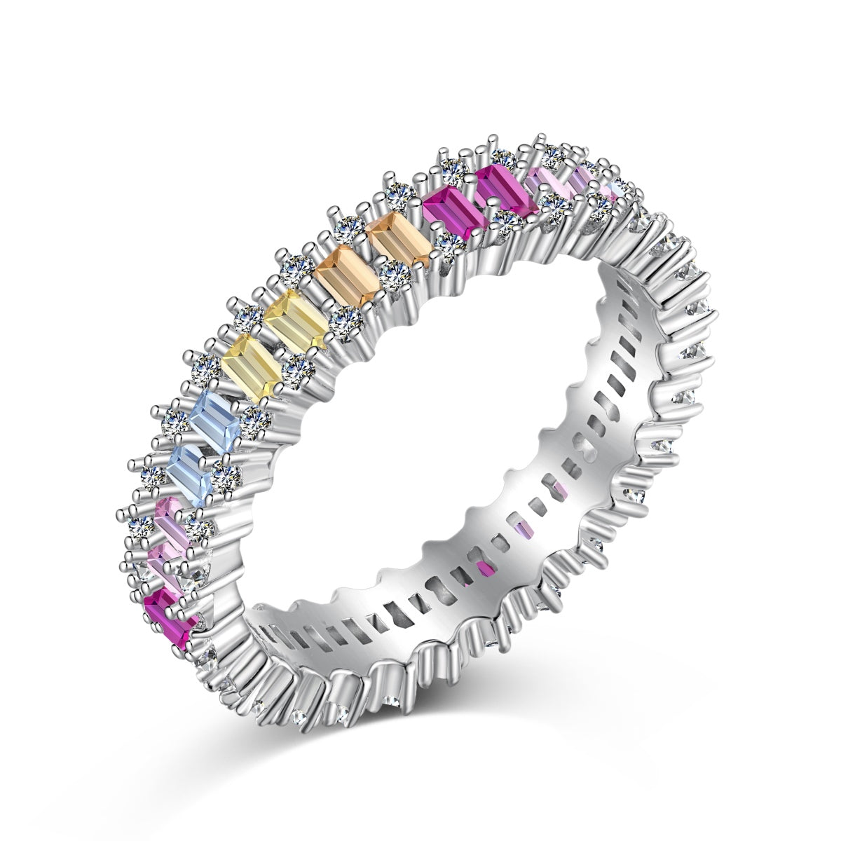 Anillo de cóctel de talla esmeralda ornamental llamativo