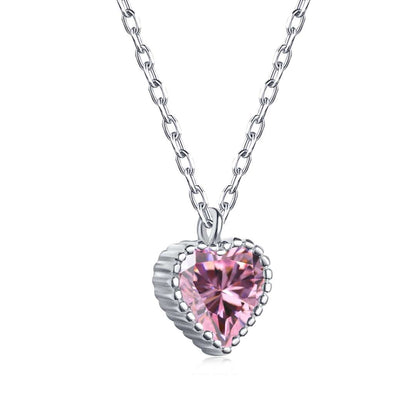 [Joyas Tonmkive] Collar con forma de corazón ornamentado