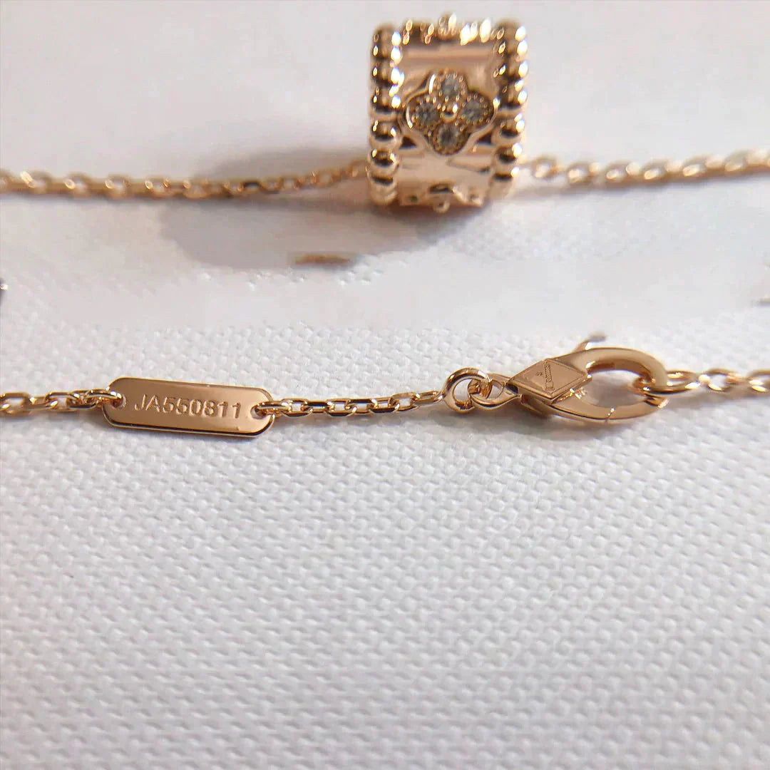 [Glow Muse]COLLAR CON COLGANTE PERLEE ORO / ORO ROSA