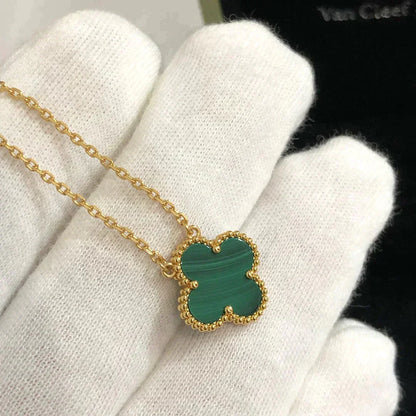 [Glow Muse]COLLAR FLOR SOLITARIA MALACHITE TRÉBOL 15MM