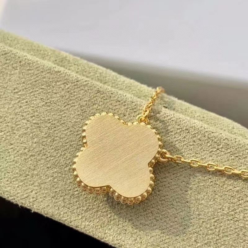 [Glow Muse]COLLAR DE TRÉBOL DE 15 MM CON DIAMANTE Y TURQUESA
