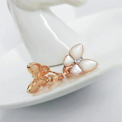 [Glow Muse]PENDIENTES DE DIAMANTES EN FORMA DE MARIPOSA MOP