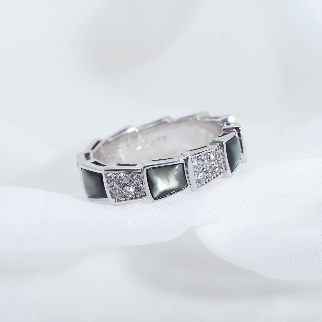 [Glow Muse]ANILLO SERPENTI PLATA DIAMANTE MADREPERLA NEGRA 4MM
