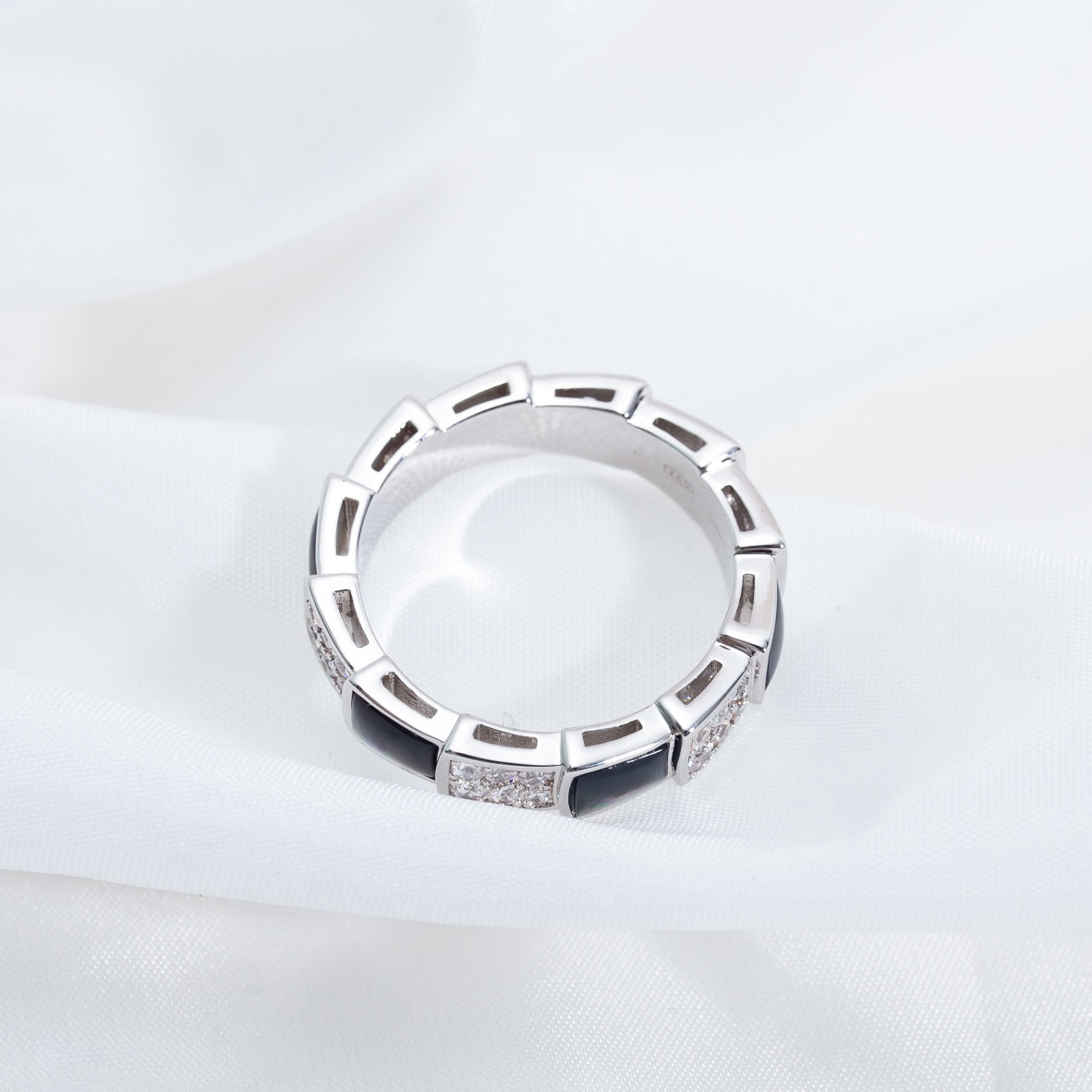 [Glow Muse]ANILLO SERPENTI PLATA DIAMANTE MADREPERLA NEGRA 4MM