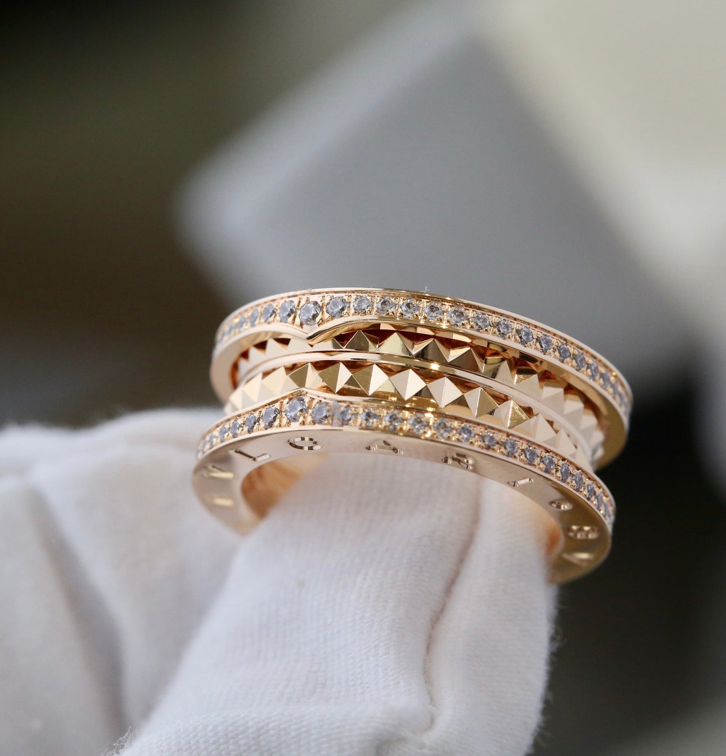 [Glow Muse] ANILLO DE ORO CON DIAMANTES CERO 1