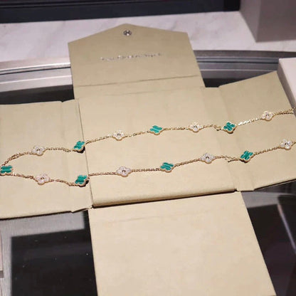 [Glow Muse]COLLAR DE DIAMANTES TRÉBOL CON 20 MOTIVOS DE MALAQUITA
