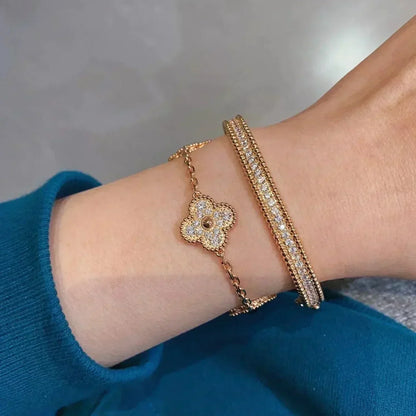 [⭐Glow Muse] مجموعة أساور CLOVER 5 MOTIF المرصعة بالماس بالكامل