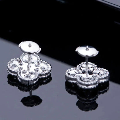 [Glow Muse]PENDIENTES DE BOTÓN CON DIAMANTES DE 1 MOTIVO DE TRÉBOL PLATEADOS
