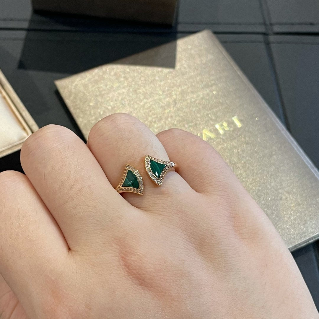 [Glow Muse]ANILLO ABIERTO DE DIAMANTES DE MALAQUITA DREAM