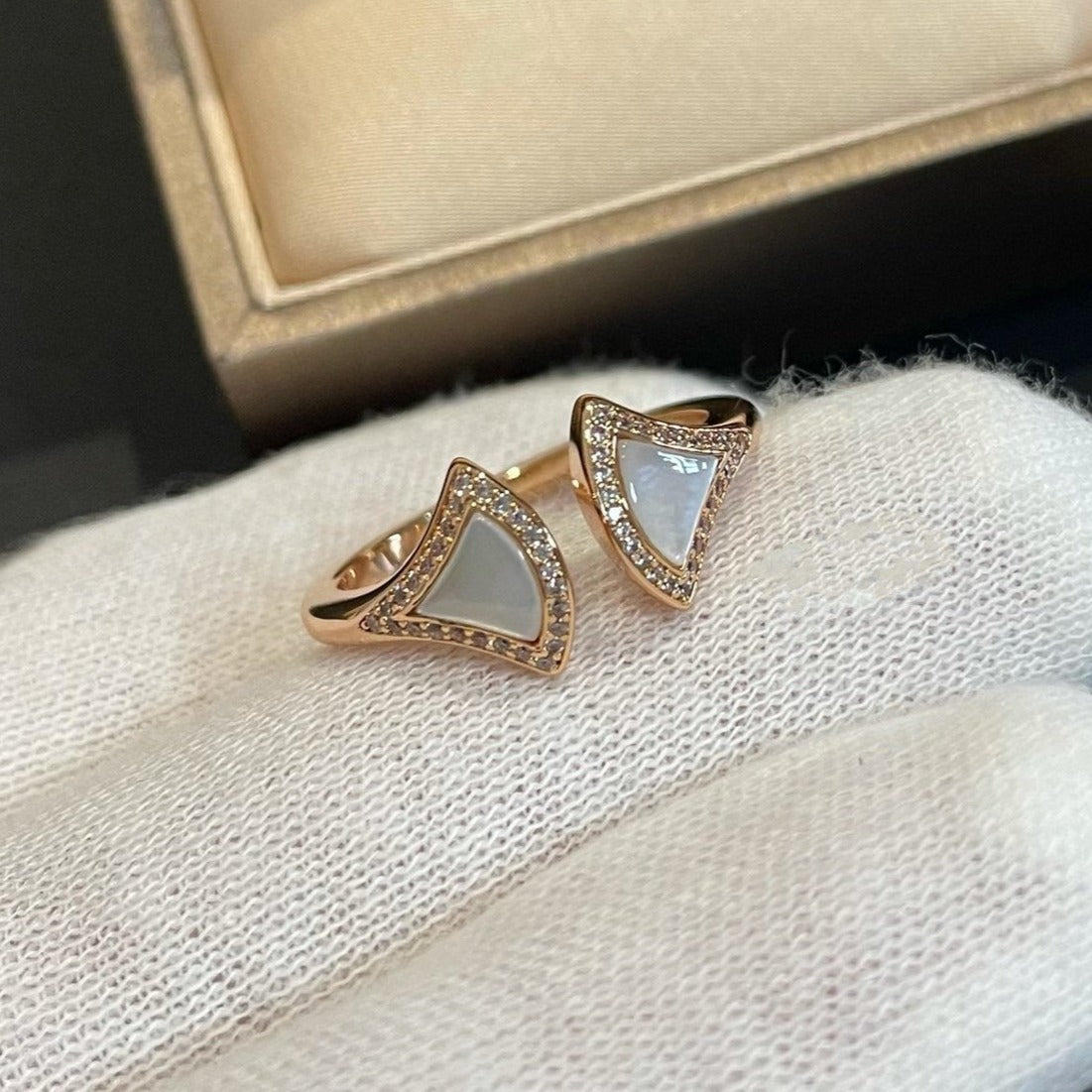 [Glow Muse]ANILLO ABIERTO DIAMANTE DREAM MOP