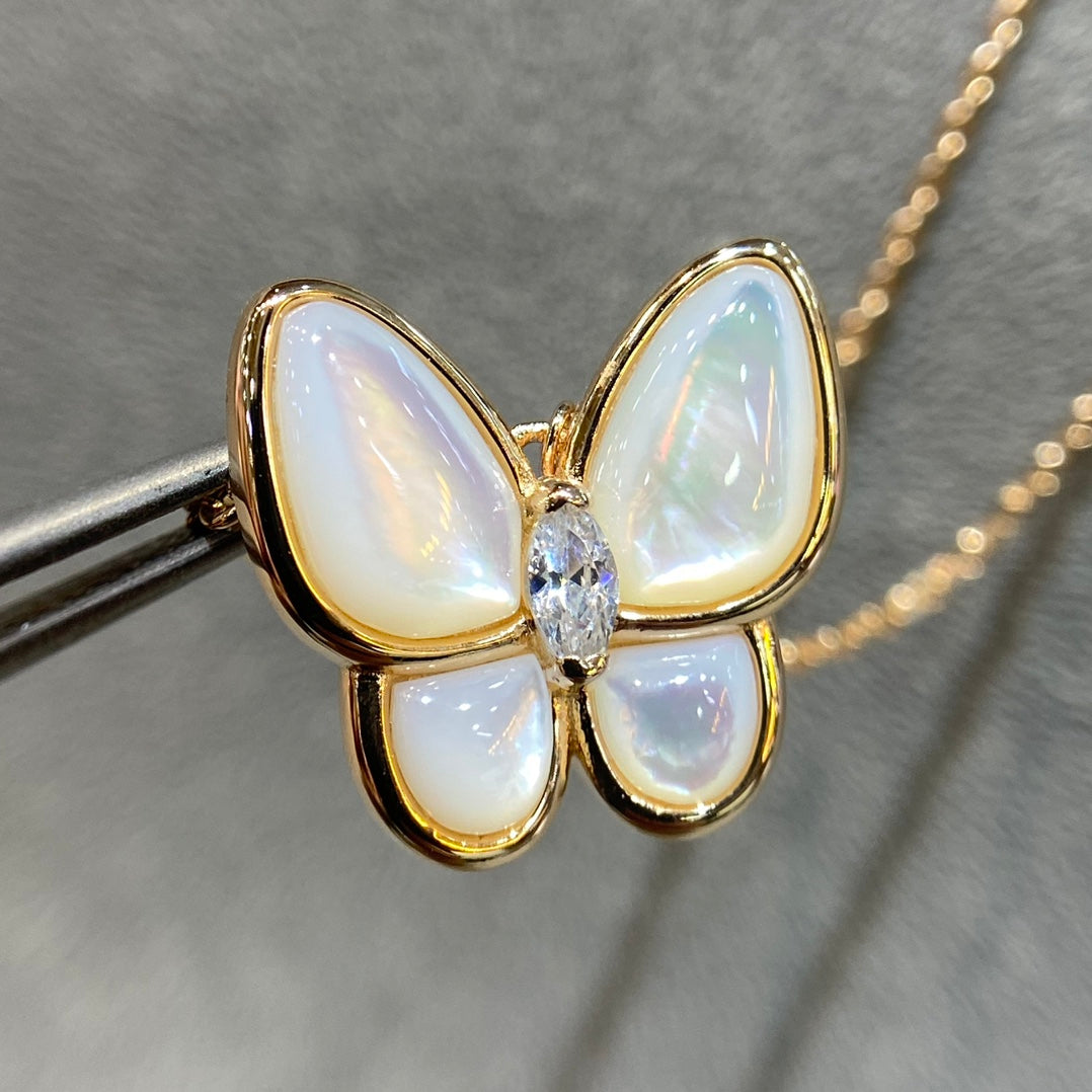 [Glow Muse]COLLAR DE DIAMANTES MARIPOSA MOPA