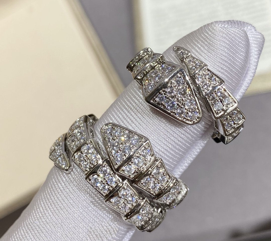 [Glow Muse] ANILLO GRANDE DE PLATA SERPENTI CON PAVÉ DE DIAMANTES
