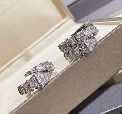[Glow Muse] ANILLO GRANDE DE PLATA SERPENTI CON PAVÉ DE DIAMANTES