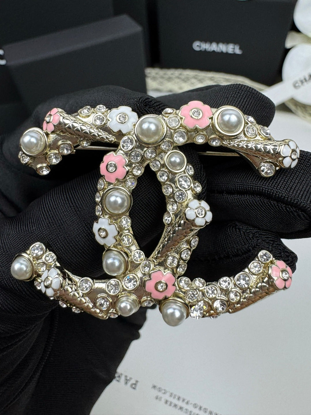 [Glow Muse]26C Broche Doble C de Cono de Helado Esmaltado Rosa-Blanco