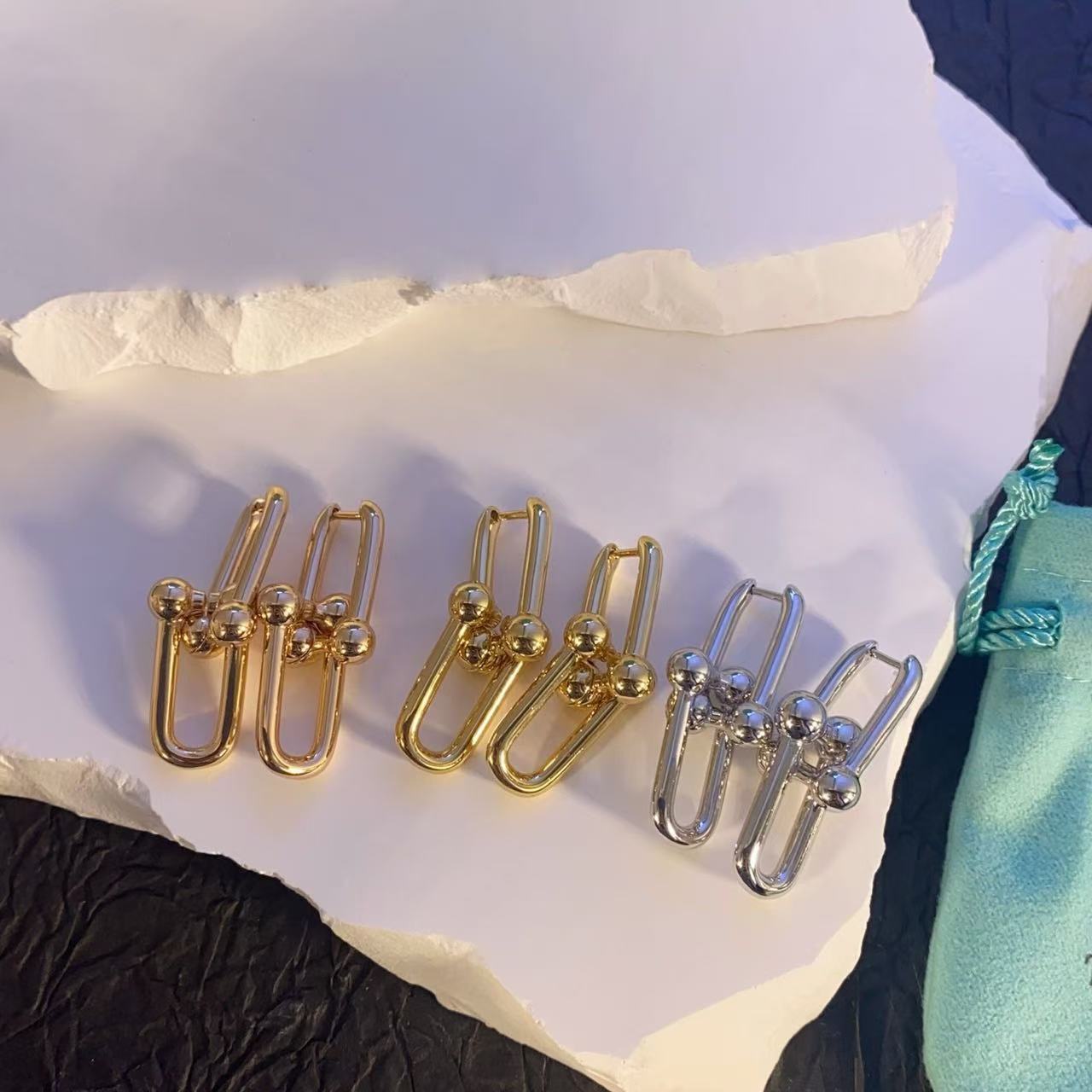[⭐Glow Muse]PENDIENTES SERIE HW