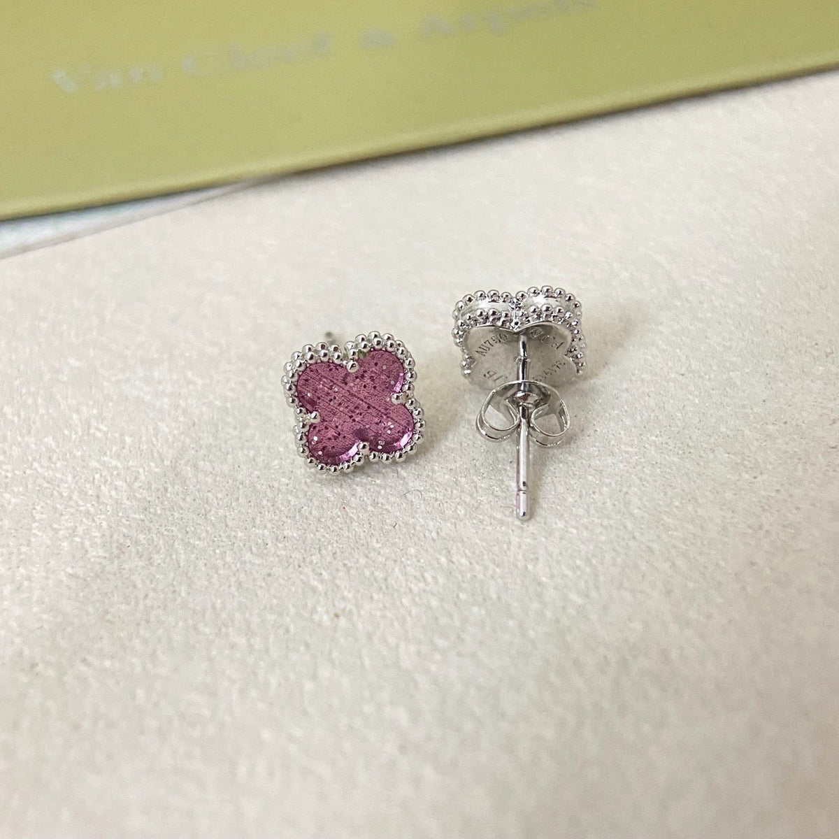[⭐Glow Muse]2026 NEW MINI CLOVER 1 MOTIF  BUBBLE PINK ENAMEL