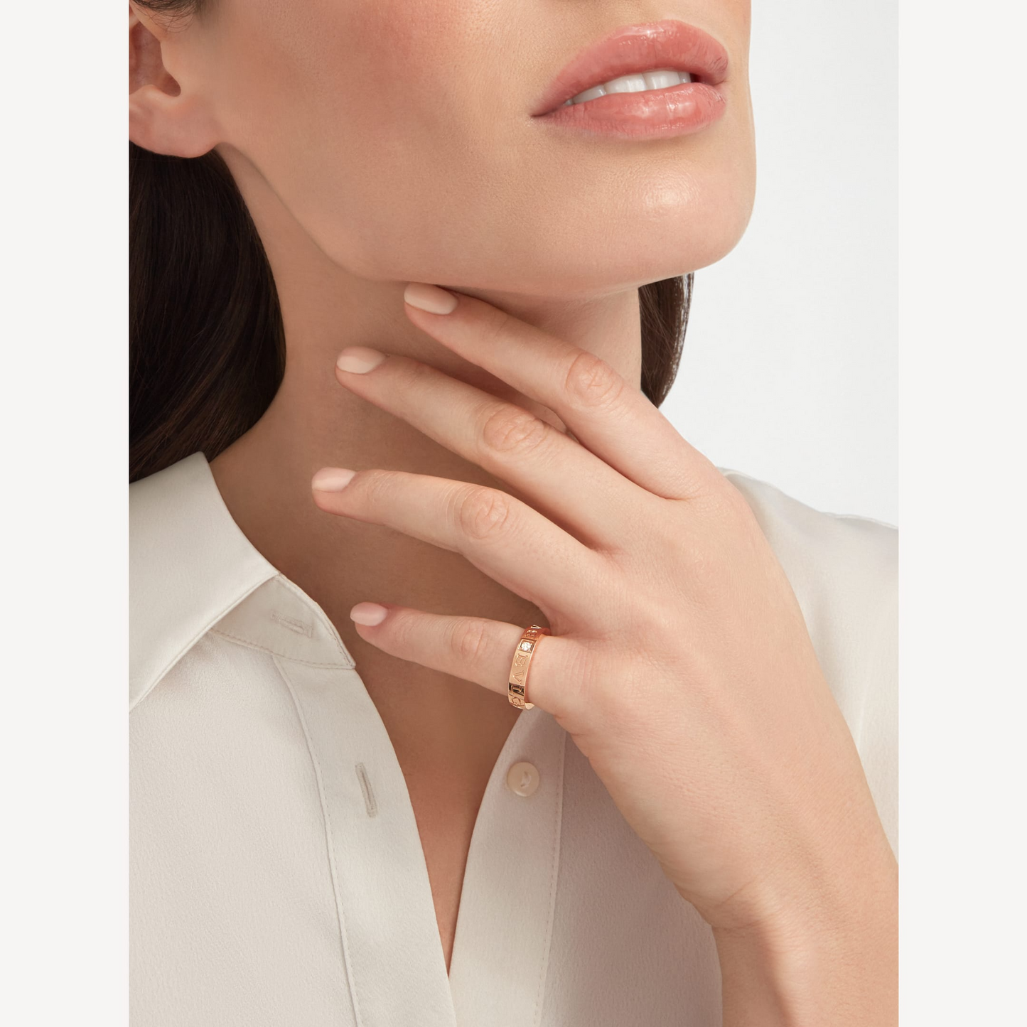 [Glow Muse]CERO 1 IMPRESCINDIBLE CON UN ANILLO DE DIAMANTES