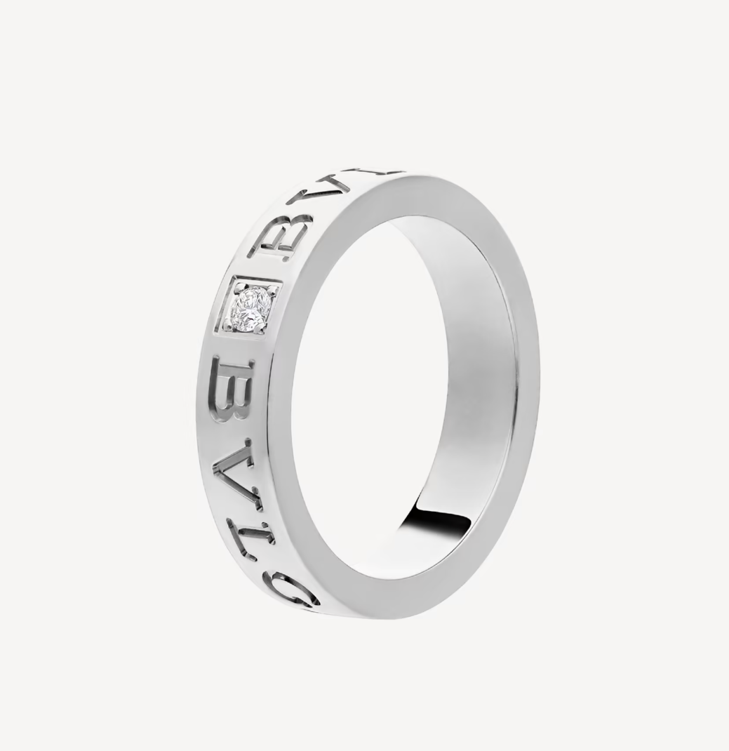 [Glow Muse]CERO 1 IMPRESCINDIBLE CON UN ANILLO DE DIAMANTES