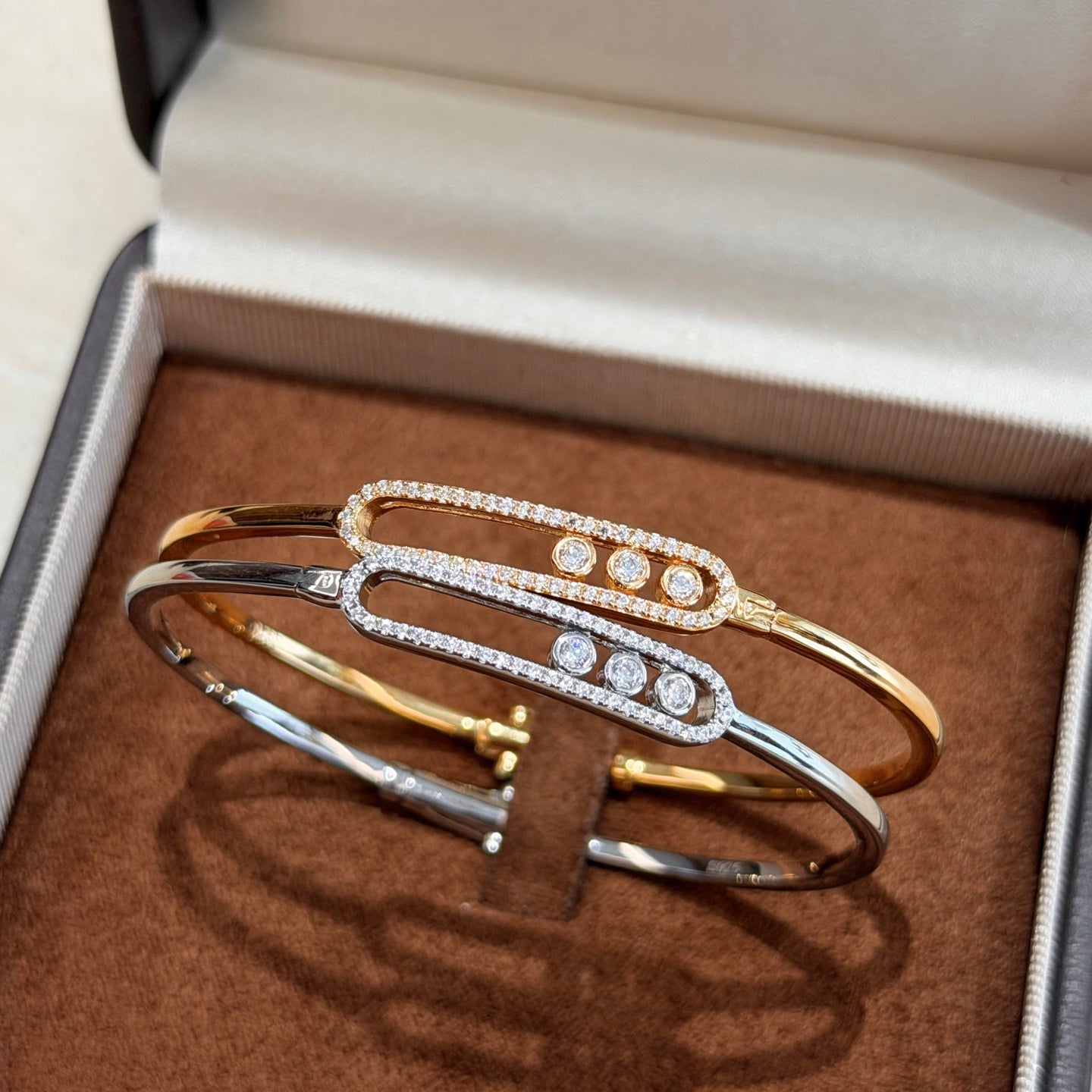 [Glow Muse]Move Pavé Diamond Bangle Bracelet M