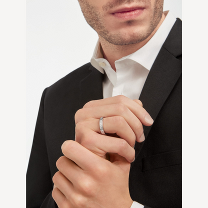 [Glow Muse]CERO 1 IMPRESCINDIBLE CON UN ANILLO DE DIAMANTES