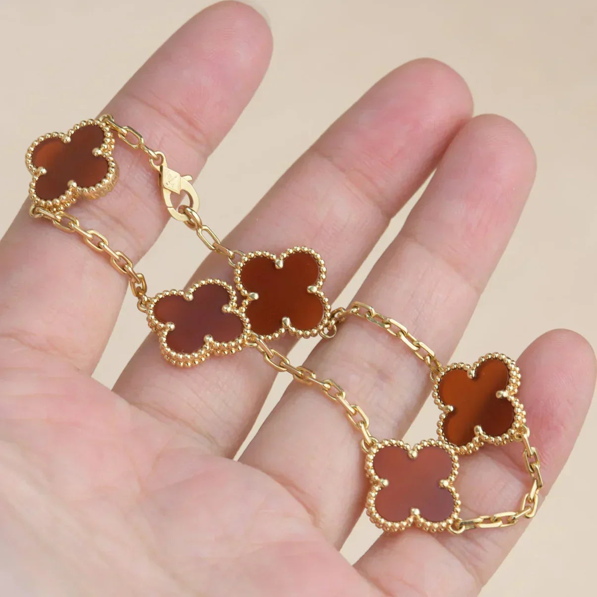 [⭐Glow Muse] مجموعة سوار CLOVER 5 MOTIF من العقيق الأحمر