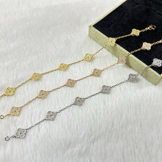 [Glow Muse] PULSERA DE DIAMANTES CON 6 MOTIVOS DE TRÉBOL