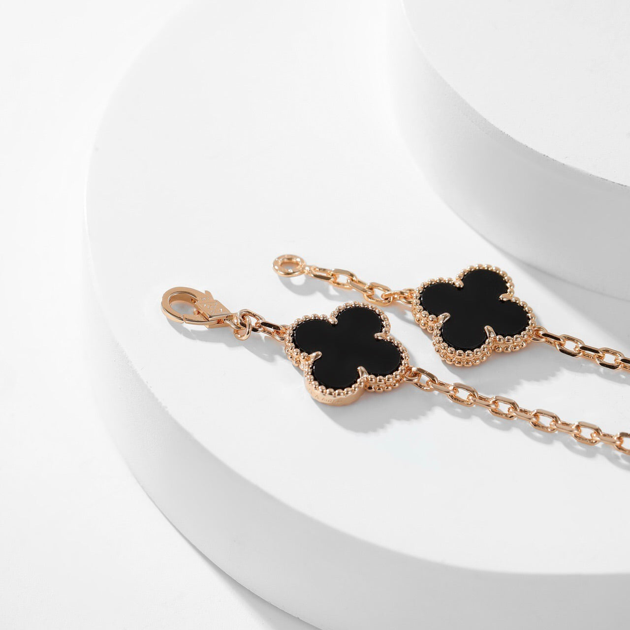 [Glow Muse]COLLAR ONYX TRÉBOL 10 MOTIVOS