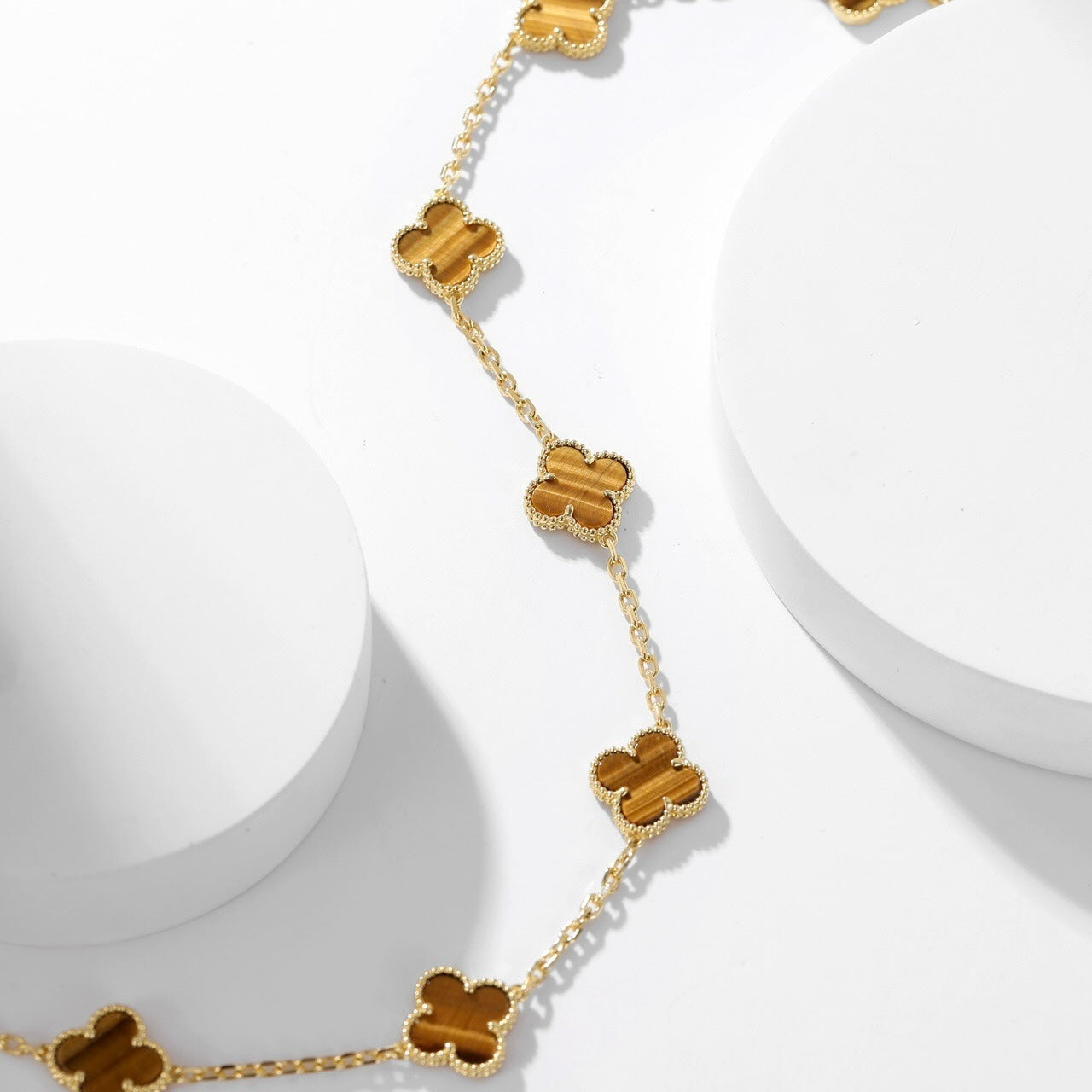 [Glow Muse]COLLAR DE 10 MOTIVOS OJO DE TIGRE CLOVER