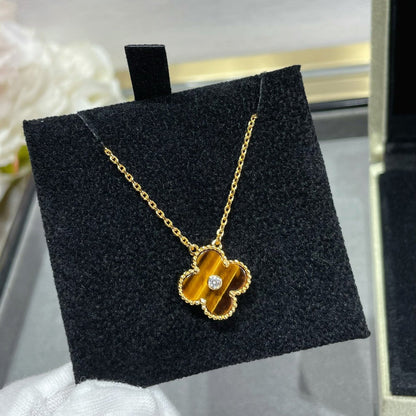 [Glow Muse] قلادة CLOVER 15MM DIAMOND AND YELLOW TIGER'S EYE AGATE
