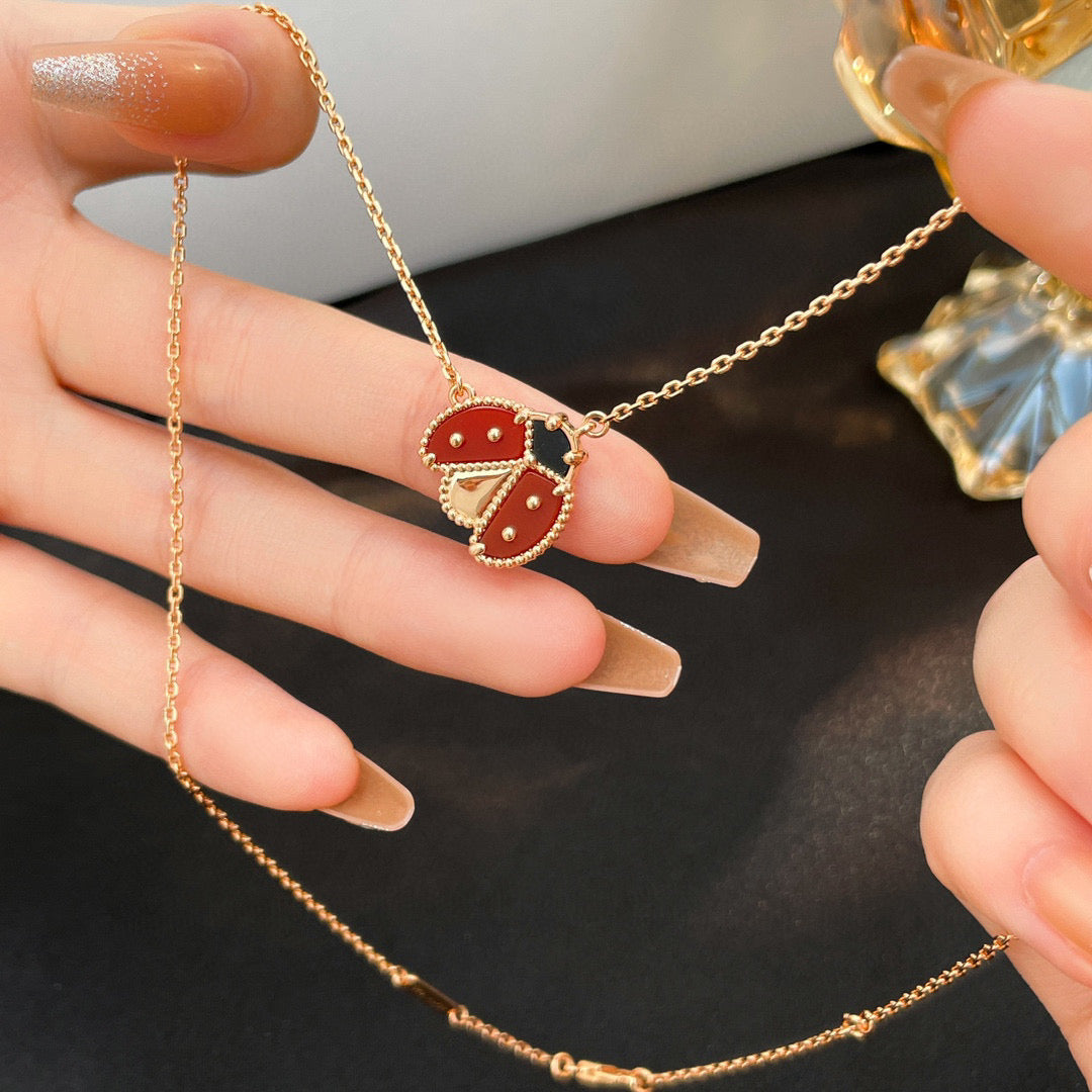 [Glow Muse]COLLAR MARIQUITA CORNALINAS DE LA SUERTE