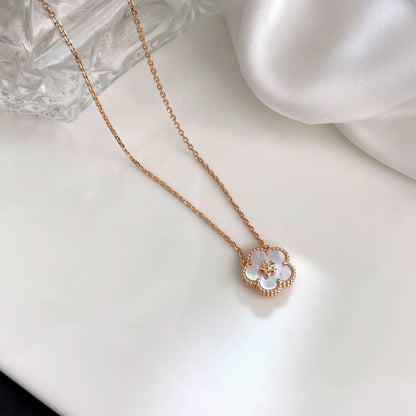 [Glow Muse]COLLAR BLANCO CON FLORES DE CEREZO MOP "LUCKY"