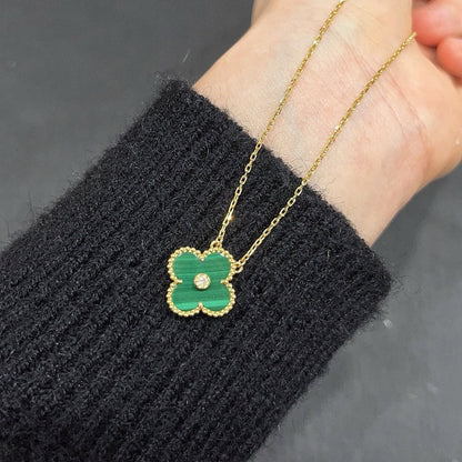 [Glow Muse]COLLAR DE TRÉBOL DE 15 MM CON DIAMANTE Y TURQUESA