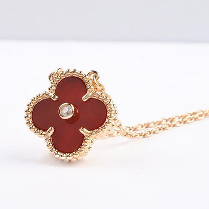 [Glow Muse]COLLAR DE CORNALINA CON DIAMANTES DE 15 MM CLOVER