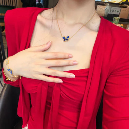 [Glow Muse] COLLAR CON 1 MOTIVO DE MARIPOSA LUCKY NOVEDAD 2026