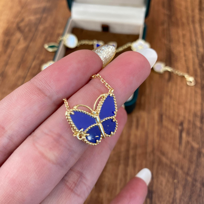 [Glow Muse] COLLAR CON 1 MOTIVO DE MARIPOSA LUCKY NOVEDAD 2026