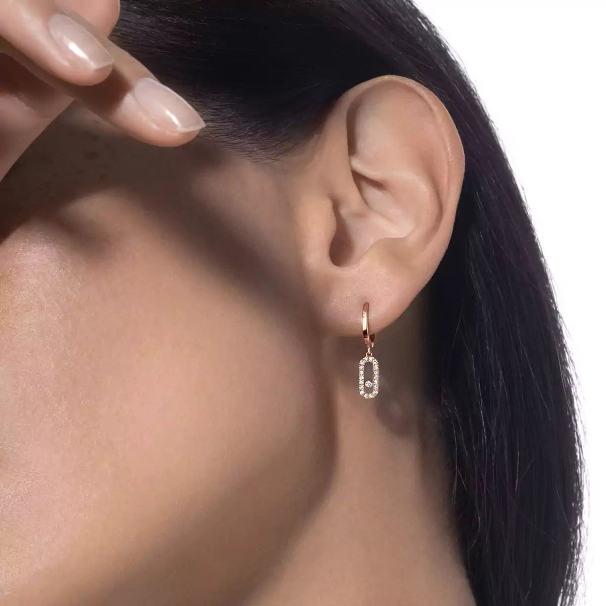 [Glow Muse]Pendiente de aro individual con diamante Move Uno