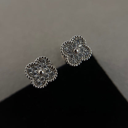 [Glow Muse]PENDIENTES DE BOTÓN PEQUEÑOS DE DIAMANTES CLOVER